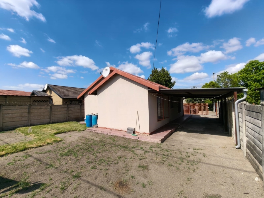 3 Bedroom Property for Sale in Boitekong North West